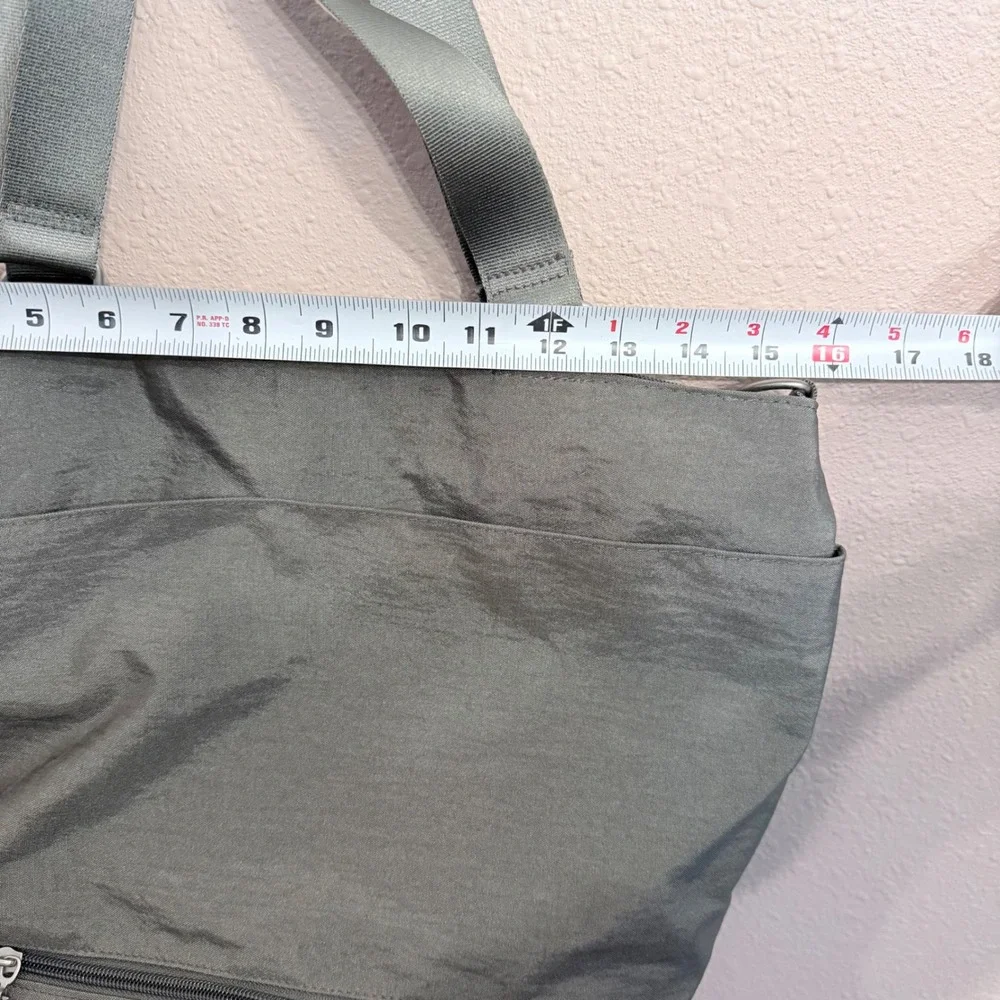 Baggallini Any Day Tote Bag Gray Nylon Travel Shoulder Crossbody Laptop Work Bag